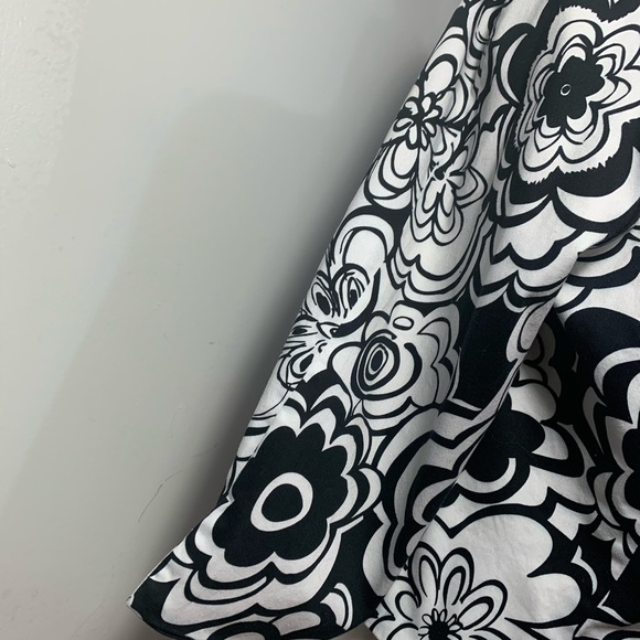 Spense Black & White Floral Print Jacket - Picture 4 of 6